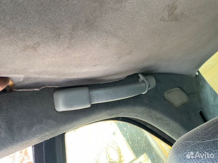 Ручки потолка Mercedes CL C140