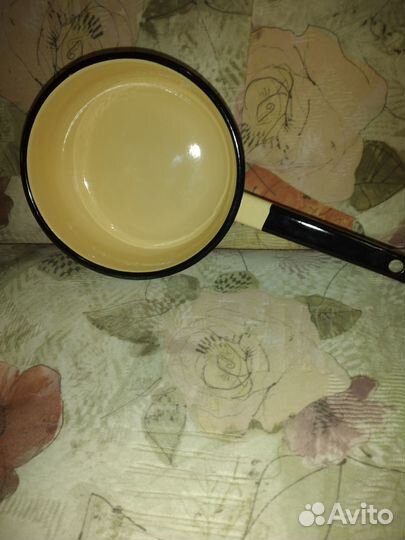 Ковшик эмалированный с крышкой, клеймо сибт