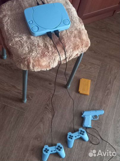 Игровая приставка dendy