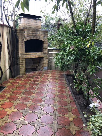 Дом 178 м² на участке 2 сот.