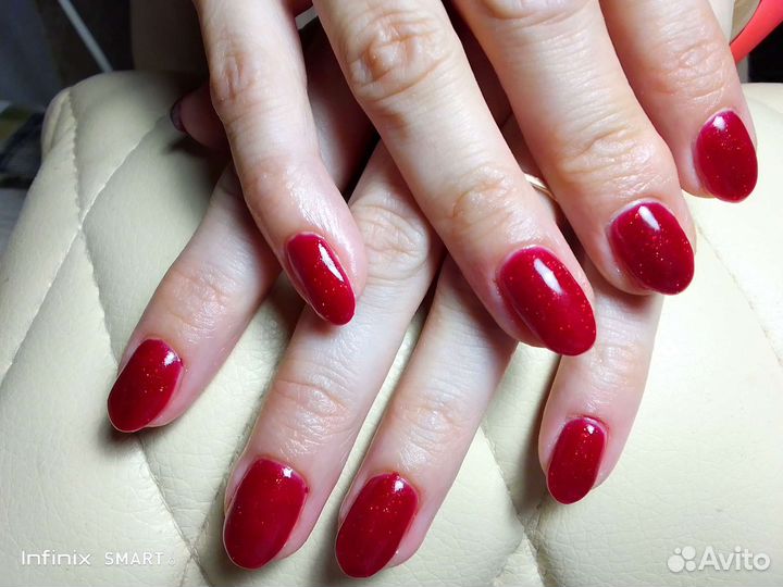 Маникюр и педикюр