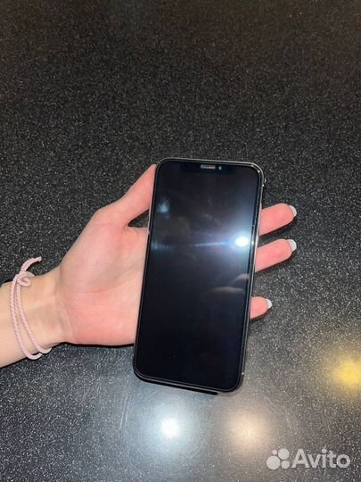 iPhone X, 256 ГБ