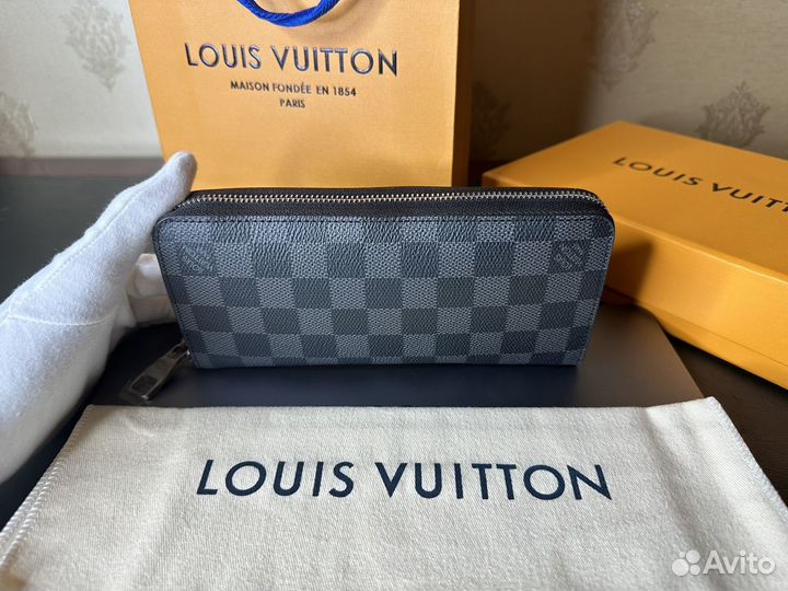 Кошелёк Louis Vuitton