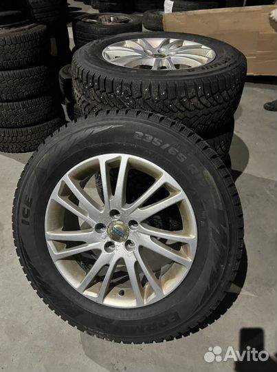 Зимние колеса Volvo 235/65/17