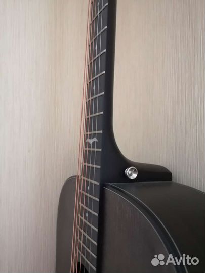 Акустическая гитара