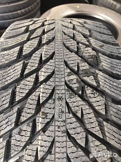 Ikon Tyres Autograph Snow 3 SUV 255/50 R20 109R