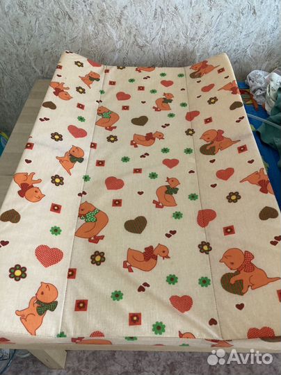 Пеленальный столик