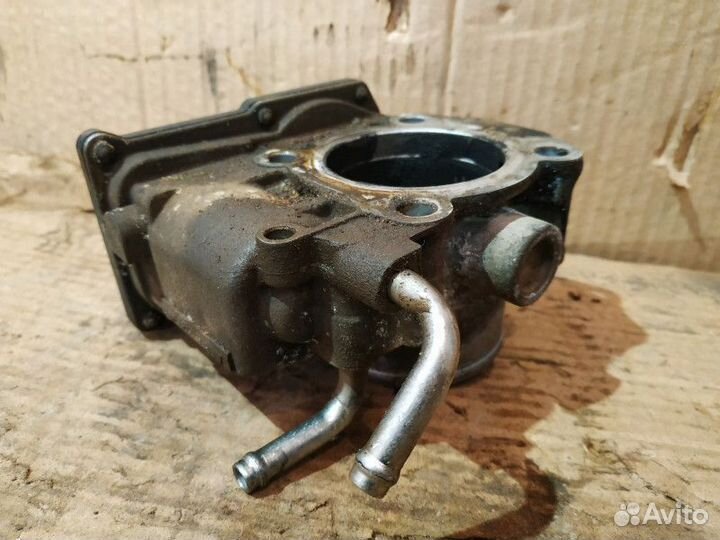 Б/У Заслонка дроссельная Toyota Camry XV40