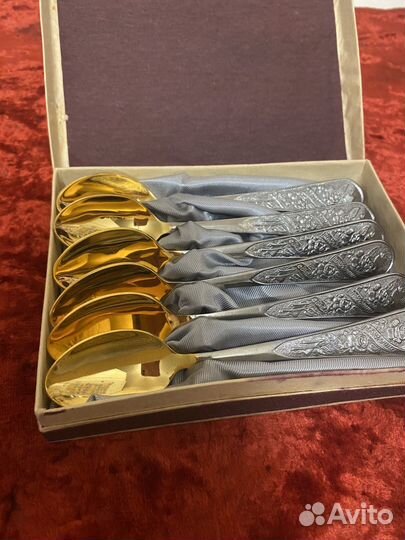 Ложки новые чайные с позолотой