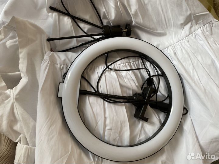 Светодиодное селфи кольцо с подставкой