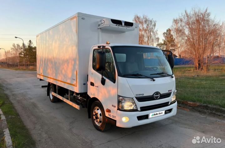 Рефрижератор 24 м³ Hino 300 (Dutro), 2012