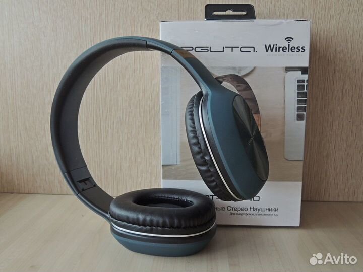 Беспроводные наушники 