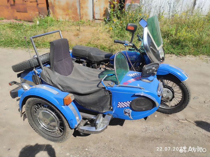 Мотоцикл Урал с люлькой