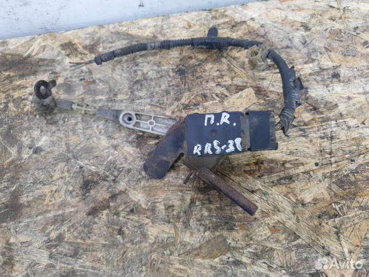 Датчик положения кузова передний Land Rover Range