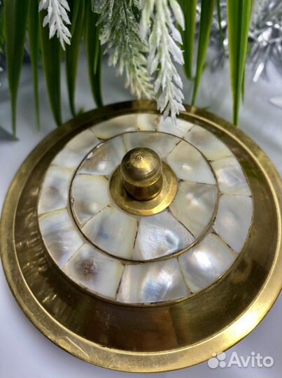 Шкатулка из перламутра