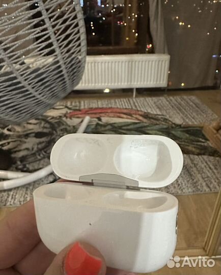 Футляр зарядный для Apple Airpods Pro 2