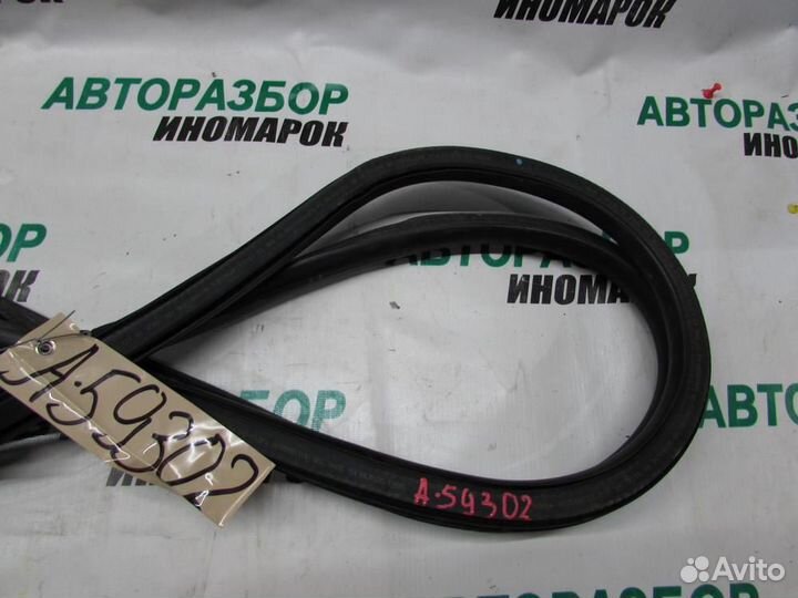 Уплотнитель проема двери передней правой для Chevr