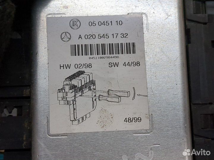 Блок предохранителей Mercedes S W220, 1999