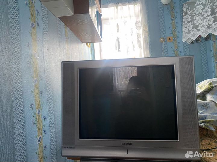 Телевизор hitachi