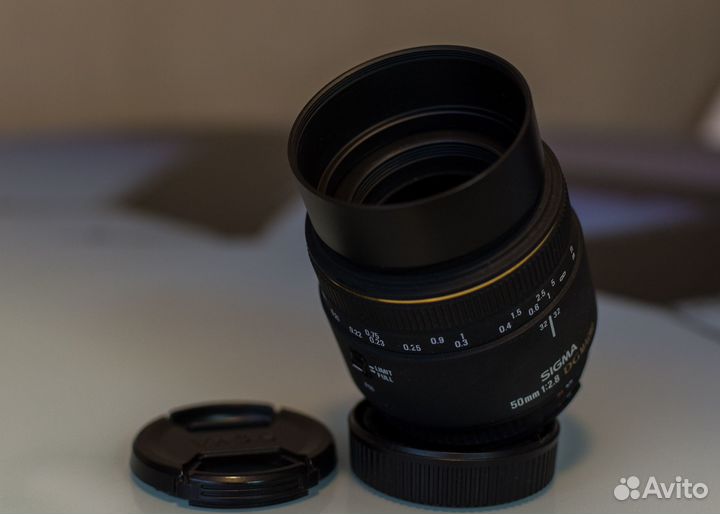 Sigma 50mm f/2.8 DG Macro Nikon F