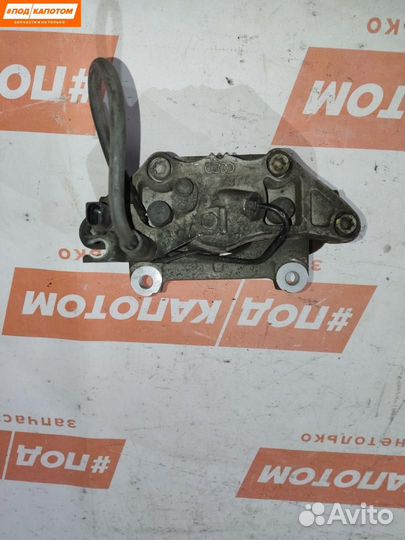 Суппорт тормозной передний правый Volkswagen