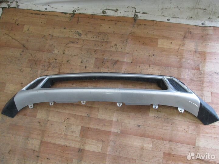 Mitsubishi outlander 2018 Накладка переднего бампе