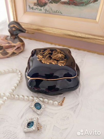 Шкатулка фарфоровая кобальт позолота Европа винтаж