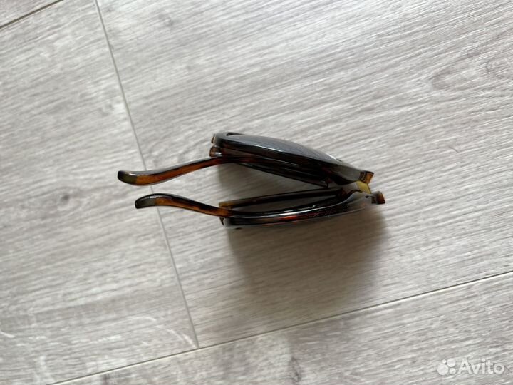 Солнцезащитные очки uniqlo