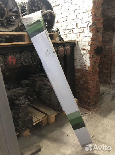 Спойлера Рено Магнум 2004 г