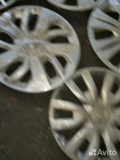 Оригинальные колпаки