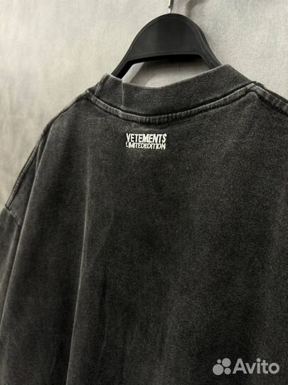 Vetements футболка хайповая (хит сезона)