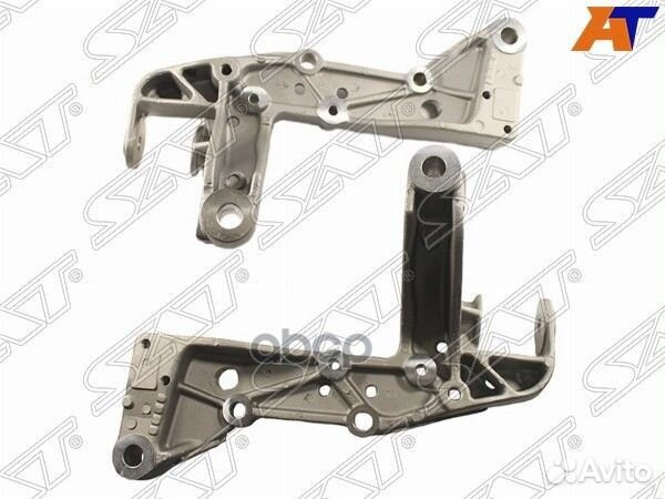 Кронштейн рычага подвески LH audi A3 04-13/skod