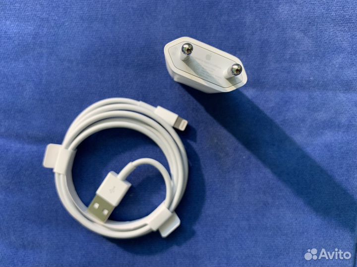 Зарядка для iPhone оригинал новая и б/у