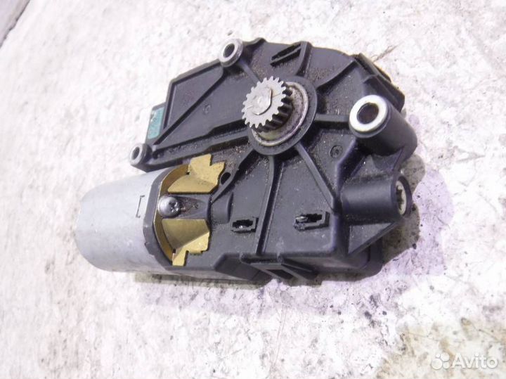 Моторчик люка