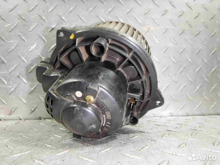 Моторчик отопителя Suzuki Alto 1998-2012