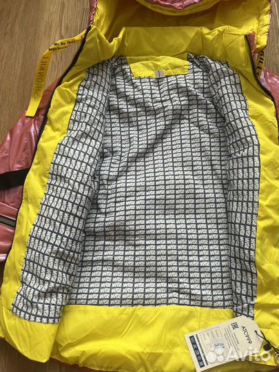 Новая демисезонная куртка 134