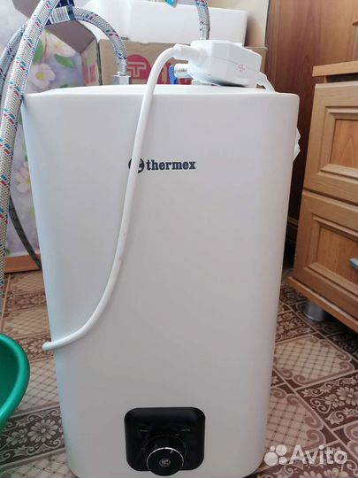 Водонагреватель проточный электрический