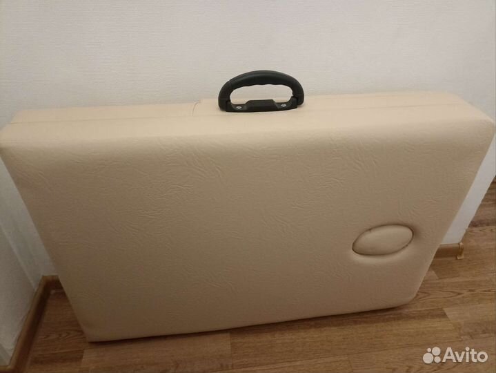 Массажный стол складной с вырезом