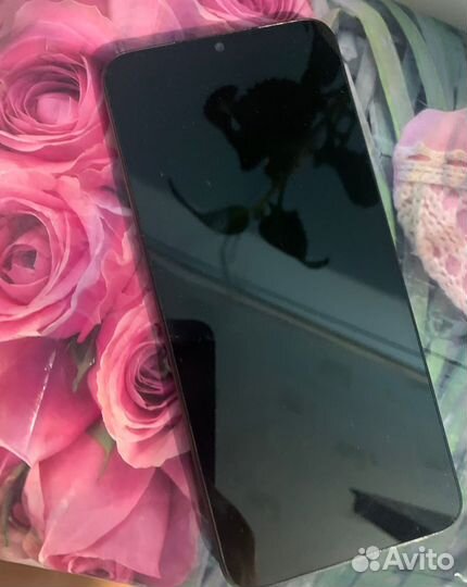 Телефон Realme