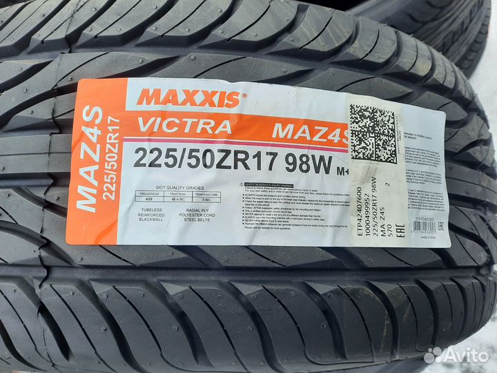 Maxxis MA-Z4S Victra 225/50 R17