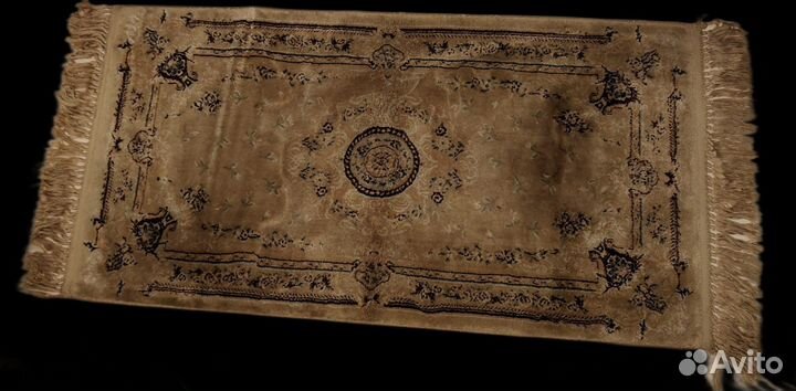 Ковер шерстяной