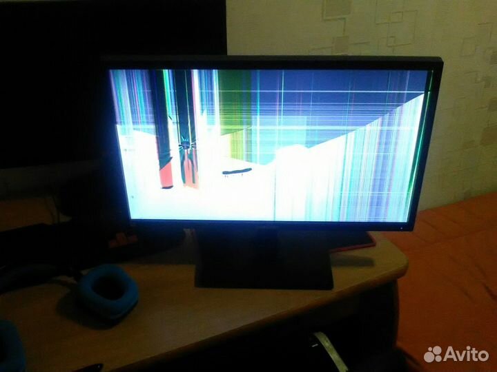 Разбит экран Монитор Samsung