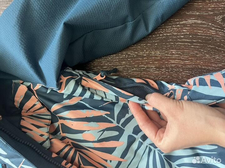 Куртка сноубордическая женская