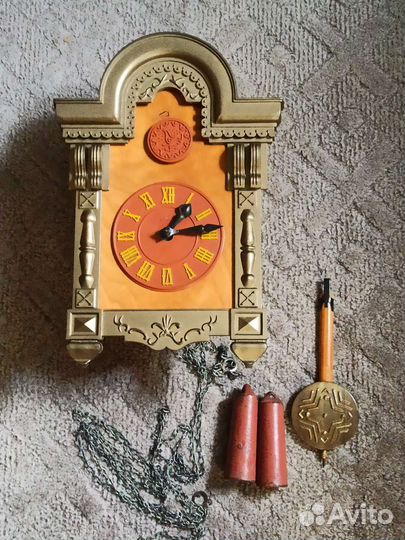 Часы настенные с кукушкой
