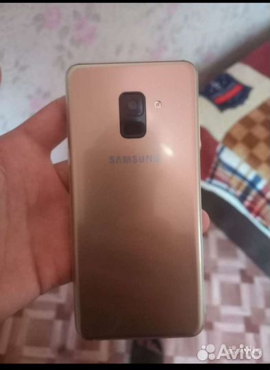 Мобильные телефоны бу samsung а8