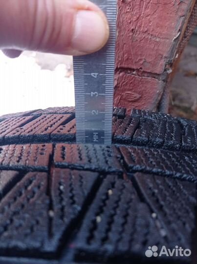 Bridgestone Blizzak Revo GZ 225/60 R17