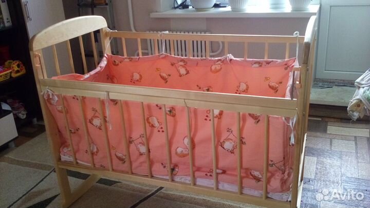 Детская кроватка