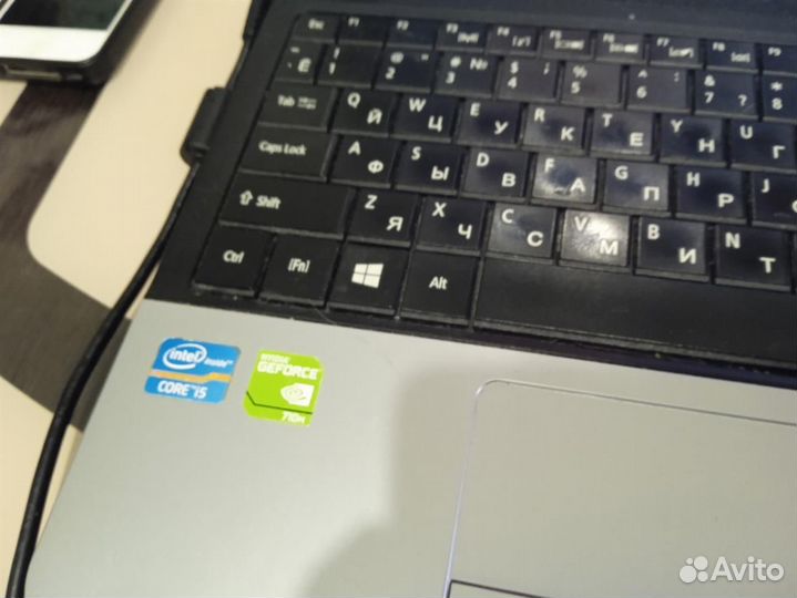 Acer E1-571G