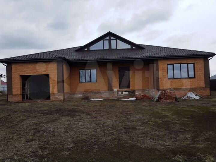 Дом 218,8 м² на участке 15,5 сот.