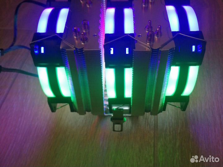 Кулер для процессоров Intel и AMD